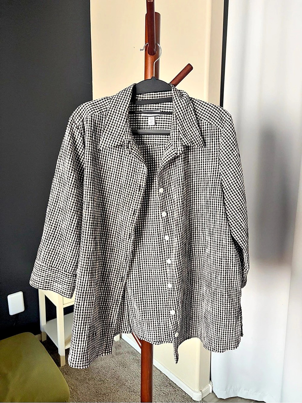 Croft&Barrow Gingham Button Down in Black & White Size PM